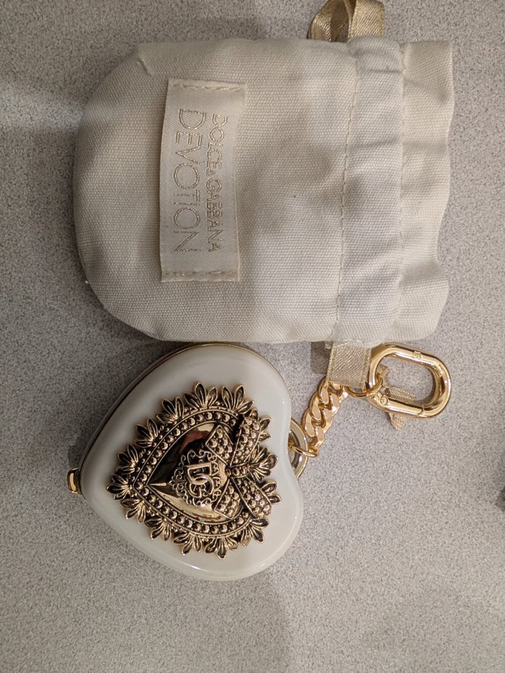 Dolce & Gabbana devotion cosmetic mirror